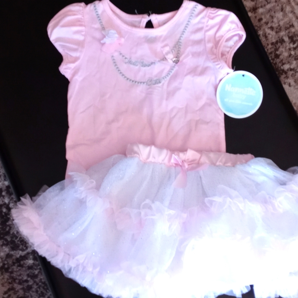 Baby girl, 24 mo 2 piece set